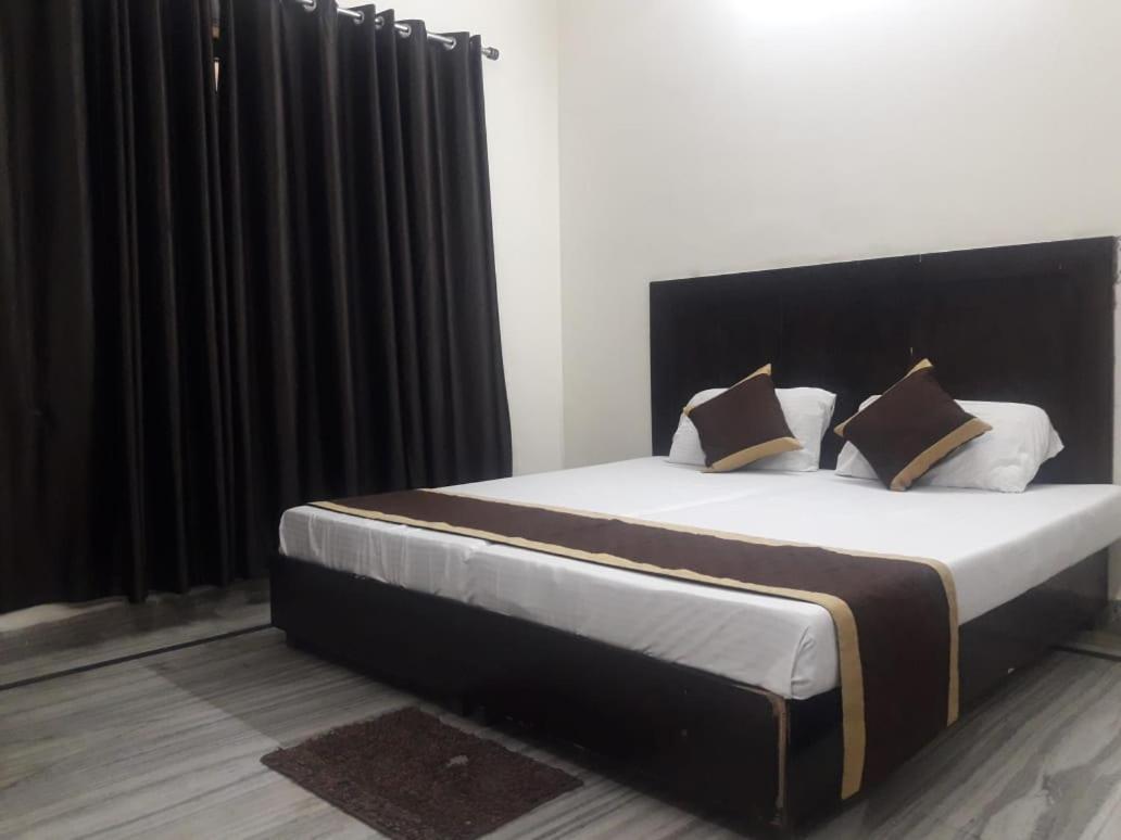 Hotel The Bird دهرادون المظهر الخارجي الصورة